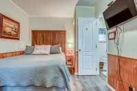 Tranquil Retreat - Wifi, Family, Grill, Fishing Hotels in Otter Rock