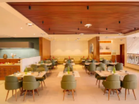 Lemon Tree Hotel, Jamnagar Hotels in Jamnagar