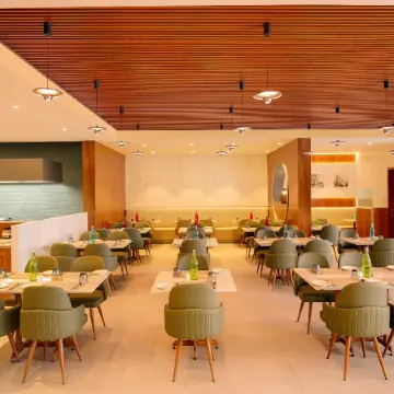 Lemon Tree Hotel, Jamnagar