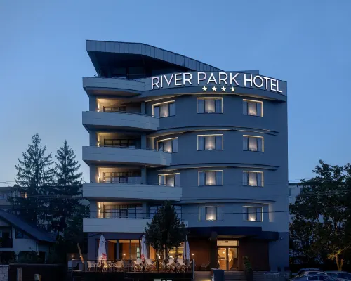 Hotel River Park Hotels near Amera Tower