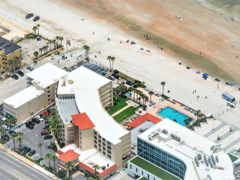 Holiday Inn & Suites Daytona Beach on the Ocean