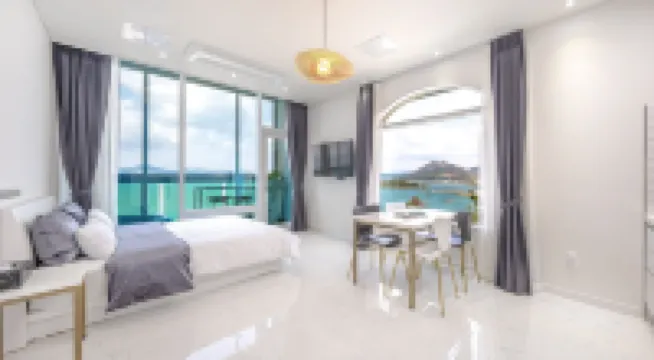 Yeosu Hemiswi Spa Pension