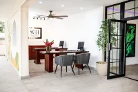 The West House Boutique Hotel Hotel di San Ignacio
