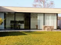 โมเดิร์น ดาลเฮม วิลลา วิธ วิวส์ โรงแรมใน