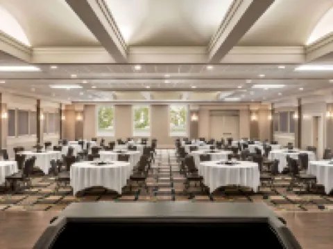 Royal Hotel Calgary, Trademark Collection by Wyndham Calgary otelleri