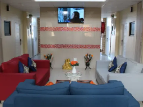 ロイヤル ウシャカ ホテル - モーニングサイド ベレアのホテル