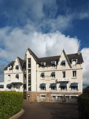 Logis Hôtel de Carantec Отели в г. Карантек