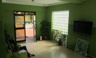 Lamonde Guest House