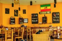 Weruweru River Lodge - bar