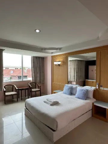 Tuscany Hotel by Skypark Hotel berhampiran Hatyai Van Tour