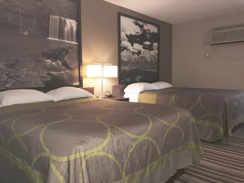 Super 8 by Wyndham Pocatello Photos