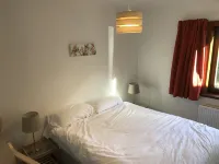 New Super 2Bd Flat Near Dalkeith Town Centre Hotels in 