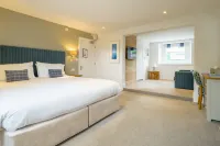 Rashleigh Arms Hotels in Gorran Haven