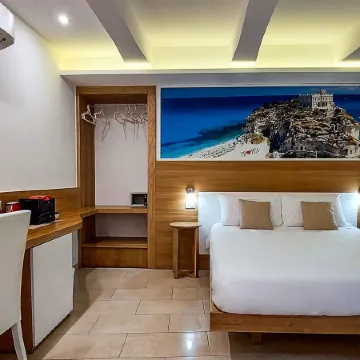 Don Francisco Rooms - Tropea