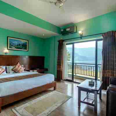 Hotel Peace Plaza Rooms