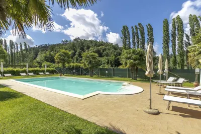 Holiday Home in Montopoli Valdarno with Pool