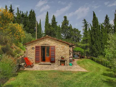 Detached Cottage with Pool, Cleaning Included