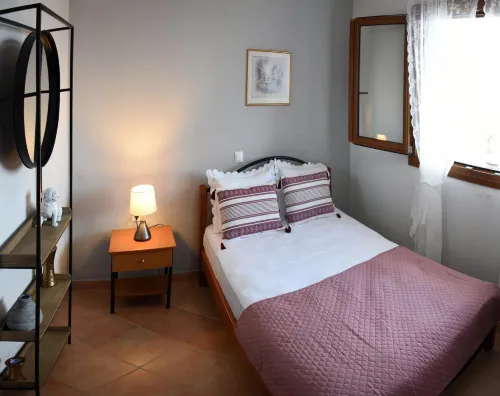 Goddesses Villa 1 in Nies