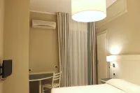 Astoria Hotel - balcón
