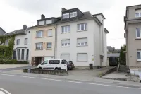 The Queen Luxury Apartments - Villa Giada - Homestays
