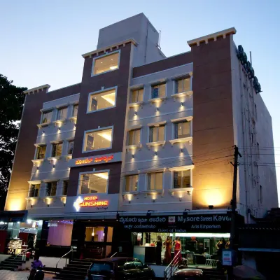 Hotel Sunshine โรงแรมใกล้Krishna Rajendra Circle