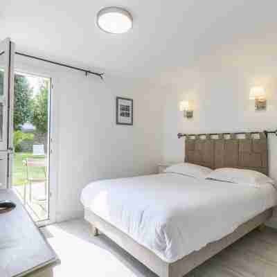 Hôtel Le Clos Fleuri Rooms
