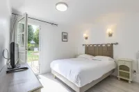 Hotel le Clos Fleuri Hotels in Belle Ile en Mer