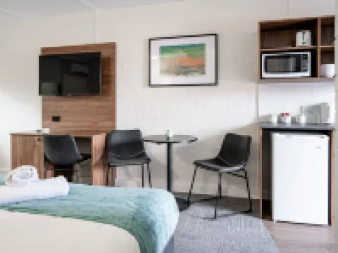 Browns Plains Hotel Hotels in Loganholme