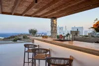 Ionic Suites - Baarit