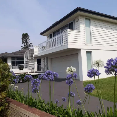 Shutters by the Sea Kiama-Sea Views-Waterfront-Private on Coastal Walk