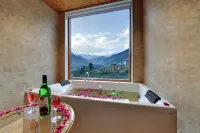 Tiaraa Hotels & Resorts - A Luxury Resort Manali - Hot Springs