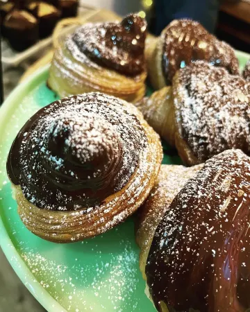 Le Fournil de Flavigny the Bakery Rooms