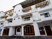 Grand Hotel Leon Marino Galapagos Hoteles cerca de Bahía Tortuga