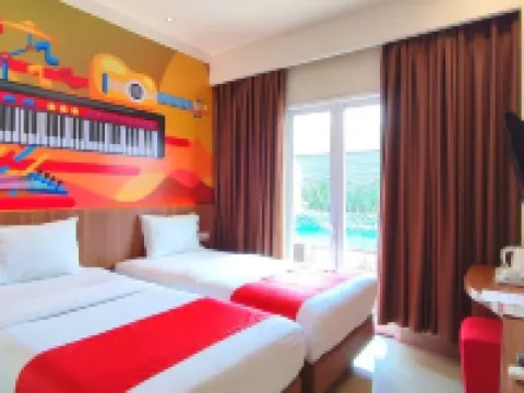 Front One Hotel Purwodadi Hotels in Grobogan Regency