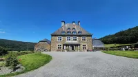 Les Chambres de la Vaulx-Renard Hotel a Stoumont