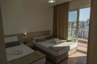 Kumada Hotel Beach