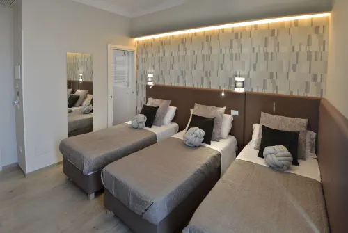 At Your Place - Bed and Breakfasts