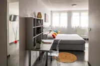 SMARTAPPART LORIENT Hotels near Centre San Bao