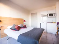 ซิตี้ เรสซิเดนซ์ อาวีญง (5 Epi) โรงแรมในอาวีญง