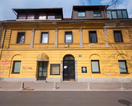 Rooms Ambrožič Hotels in Center District