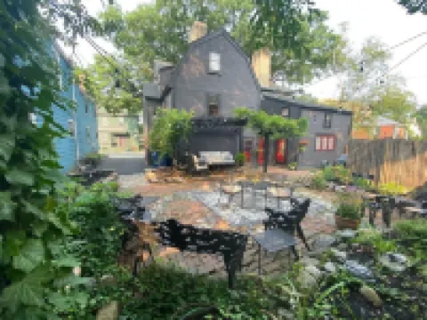 Silsbee's by Daniels House