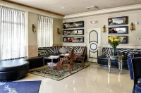 Riviera Hotel South Beach - Business