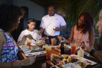 Parrot Cove Lodge - breakfast