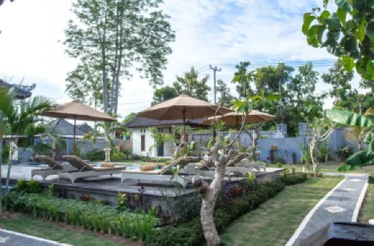 The Niti Hut's Lembongan Hotels near Lebaoh Beach