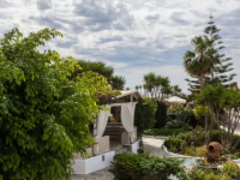 Athina Studios and Suites Plaka Hotels in Plaka