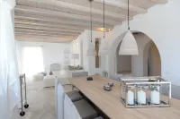 Villa Ammonite with Heated Pool by Diles Villas - Villaer