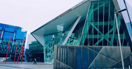 Camden Court Hotel Отели рядом со станцией Grand Canal Dock Dart Station