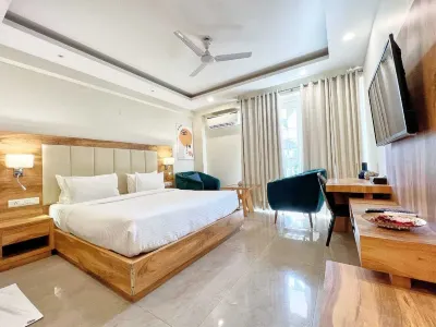 Hotel Golf View Suites-Golf Course Road Gurgaon Hotels in Gurgaon