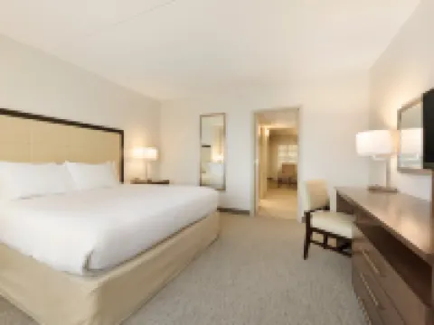 Embassy Suites by Hilton Milwaukee Brookfield Hotels in Brookfield