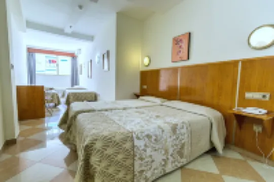 Nch Hotel Torremolinos Hôtels à : Torremolinos